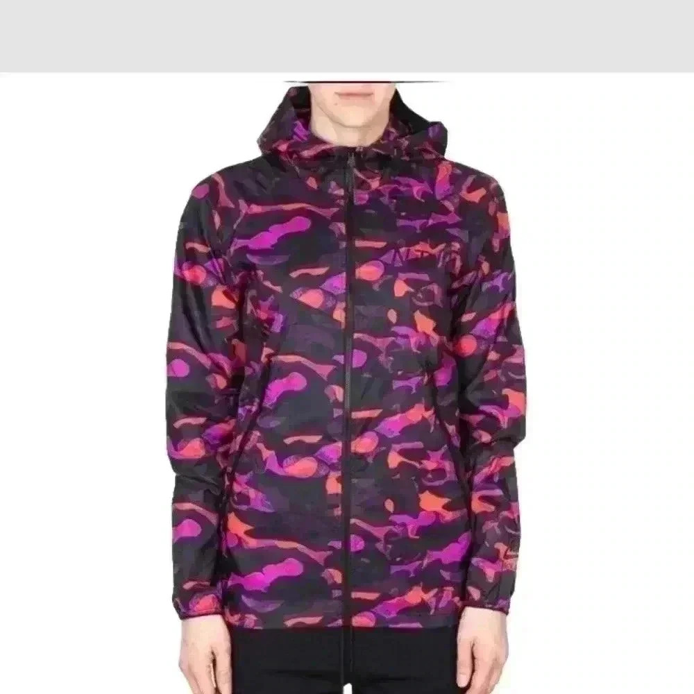 Nike T/F Camo Windrunner Women's Jacket Vivid Purple-Bright Crimson WindbreakerS